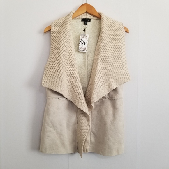 NWT Le Chateau Beige Faux Suede Sherpa Knit Vest Jacket Size Medium - Picture 1 of 7